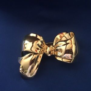 Monet vintage bow brooch